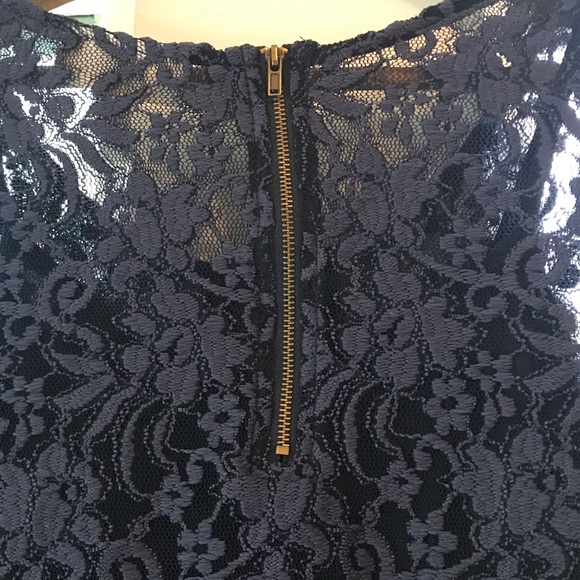 Jessica Simpson Maternity navy 3/4 sleeve  blouse - Picture 5 of 5